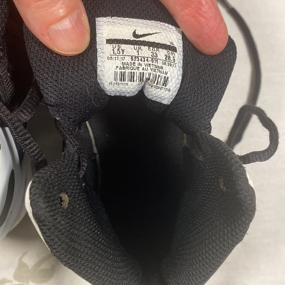 Nike Alpha Huarache‎ Baseball Cleats 1.5 Y Black White Pro Mid 923434-011